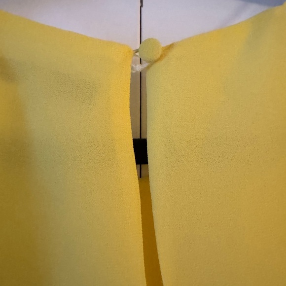 Naked Zebra Yellow Ruffled Cut Out Blouse - Picture 7 of 7